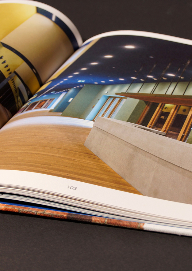 Weitere Bereiche des Interieurs in ähnlichem Design.