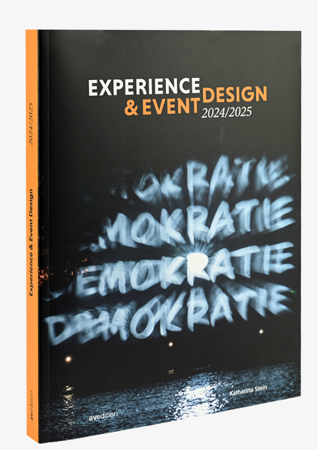 Buch in 3D-Ansicht mit orangefarbenem Rücken.